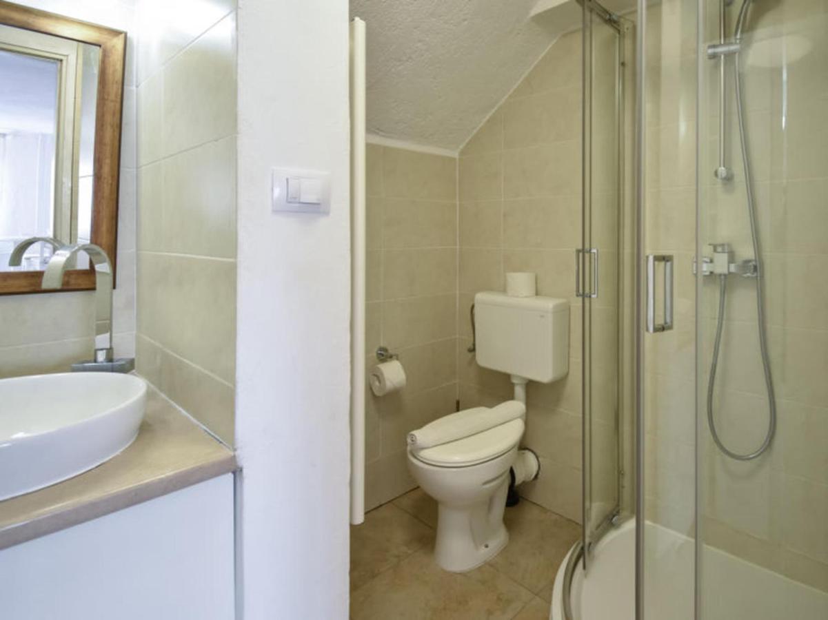 Studios Barre With Jacuzzi Rovinj Eksteriør billede